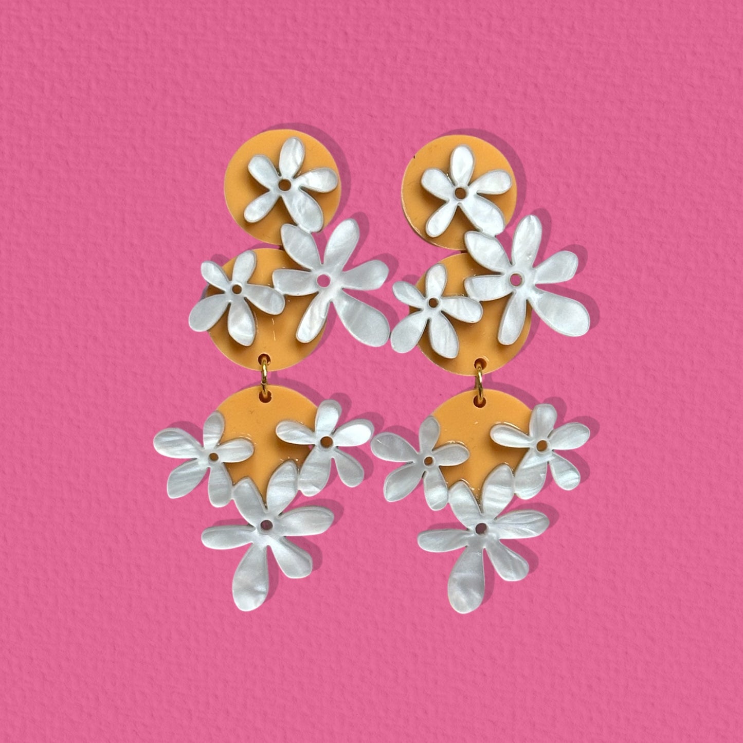 Flor cascada naranja