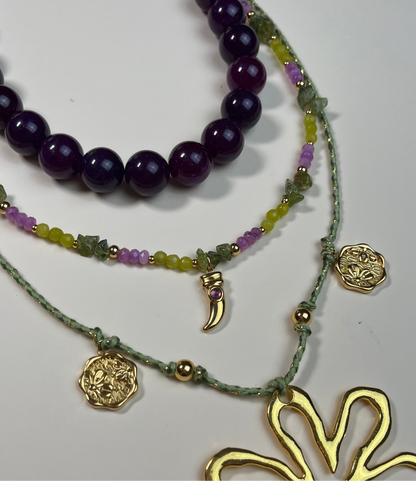 Collar cuentas grandes berenjena