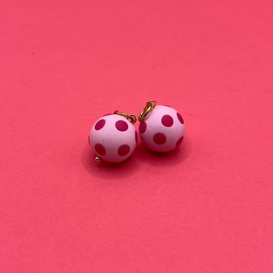 Pale pink marbles + fuchsia polka dots