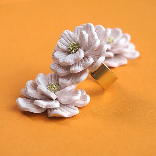 WHITE Floral Ring