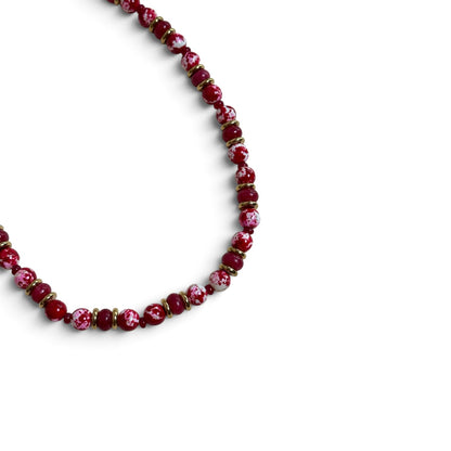 Collar moteado rojo