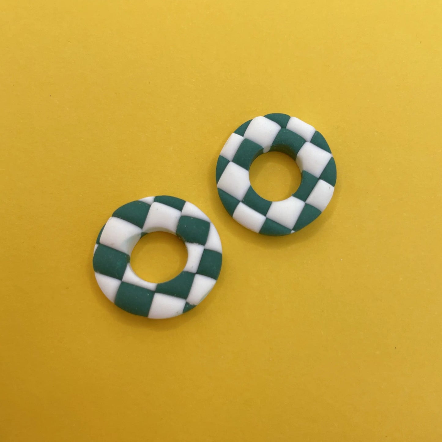 Charm donut Checkerboard white and green